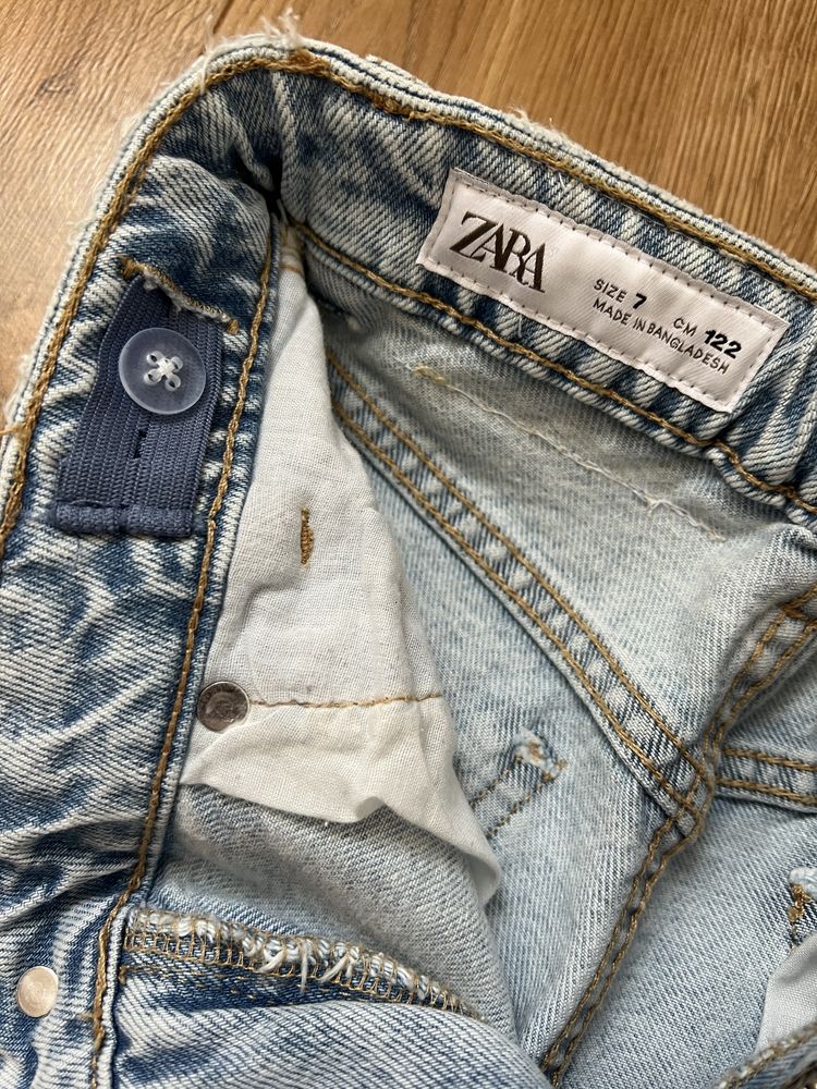 Джинси Zara