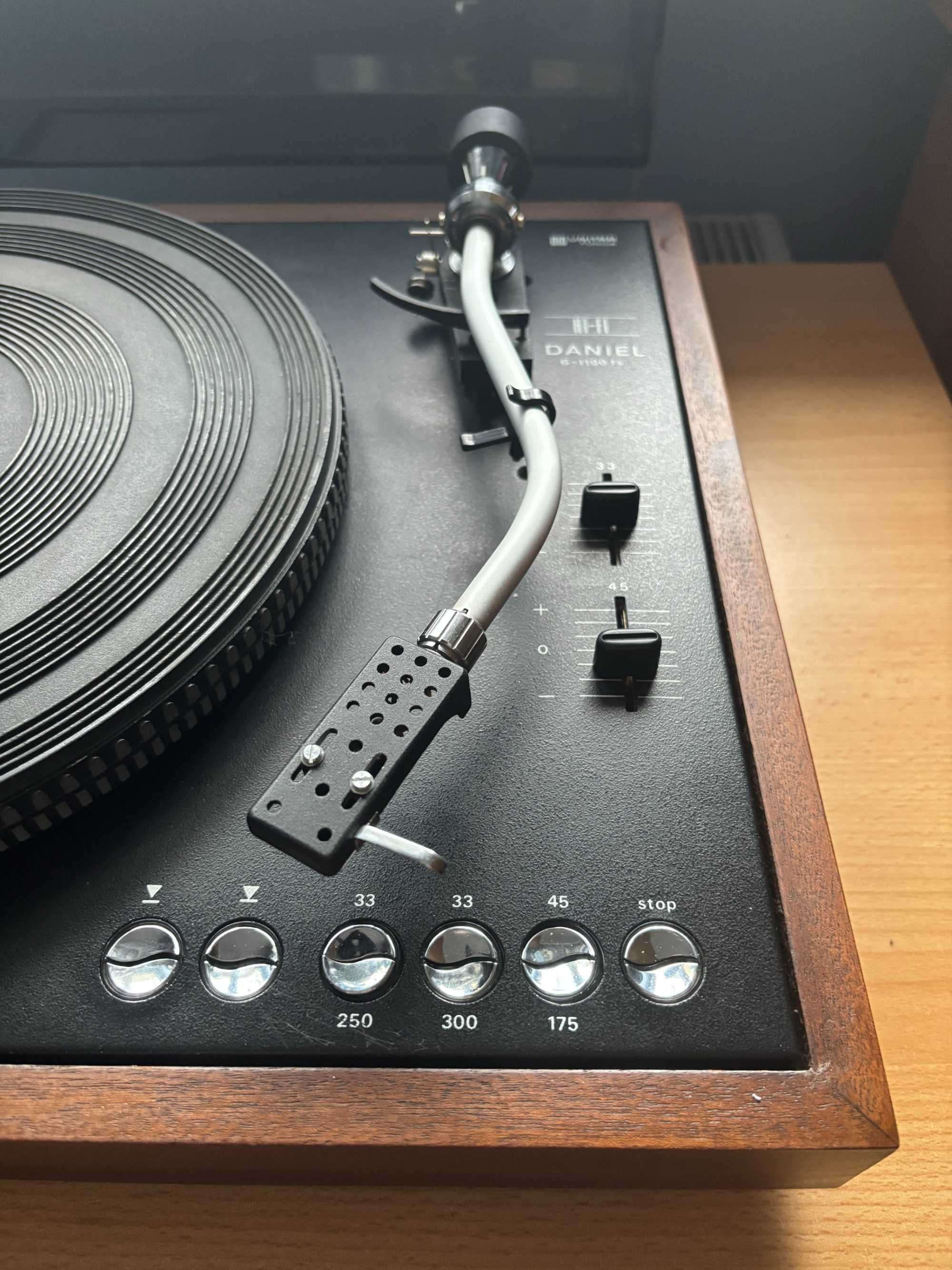 Gramofon Daniel G1100 fs