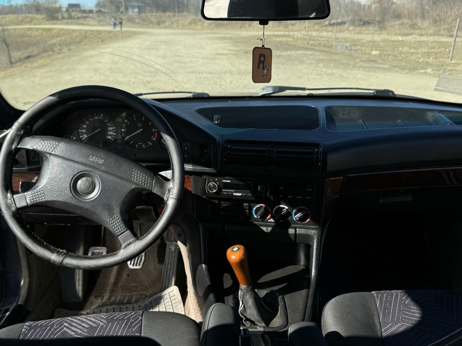 Продаю BMW e34 Bosh