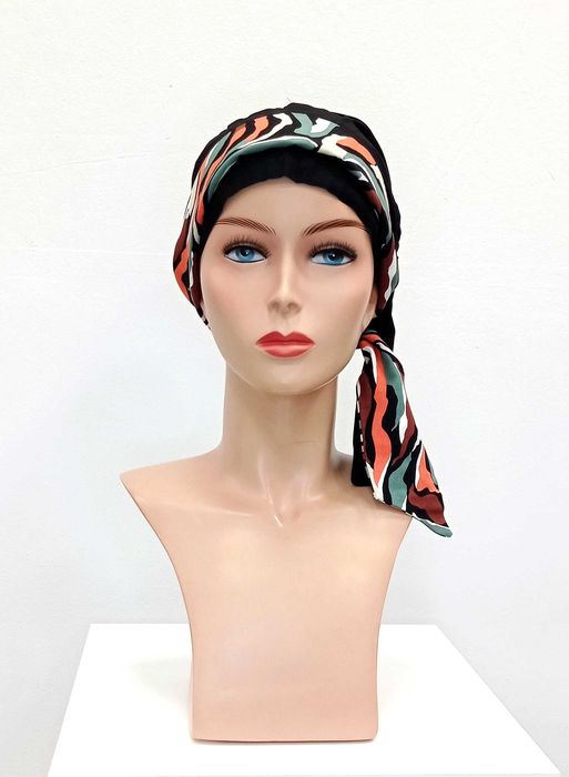 Turban z długim wiązaniem Chęciny