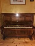 Drewniane Pianino