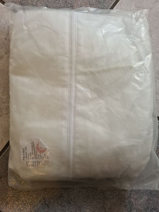 Jednorazowy kombinezon ochronny – biały, rozmiar XL – nowy