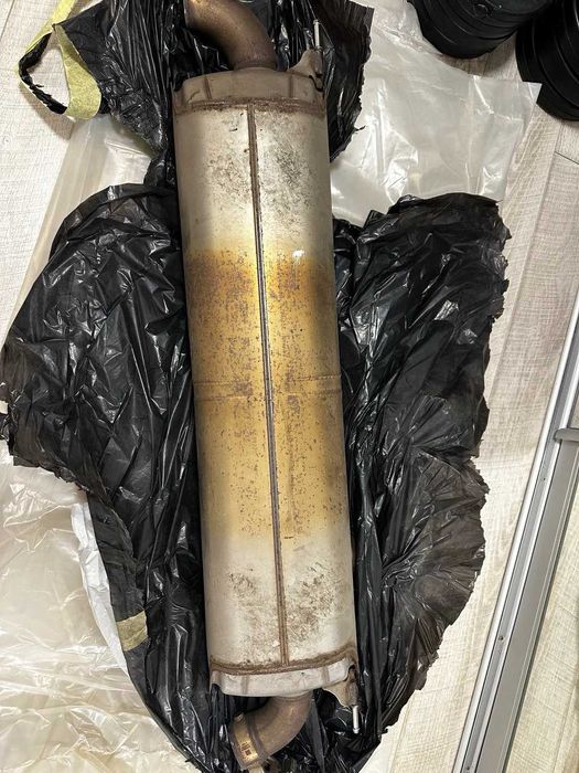 Вихлопна банка від g30 540i