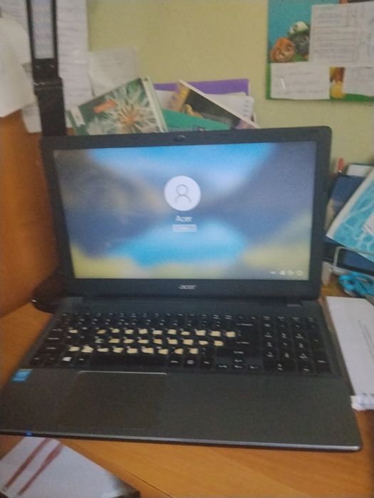 Обменяю ноутбук aser на другую модель