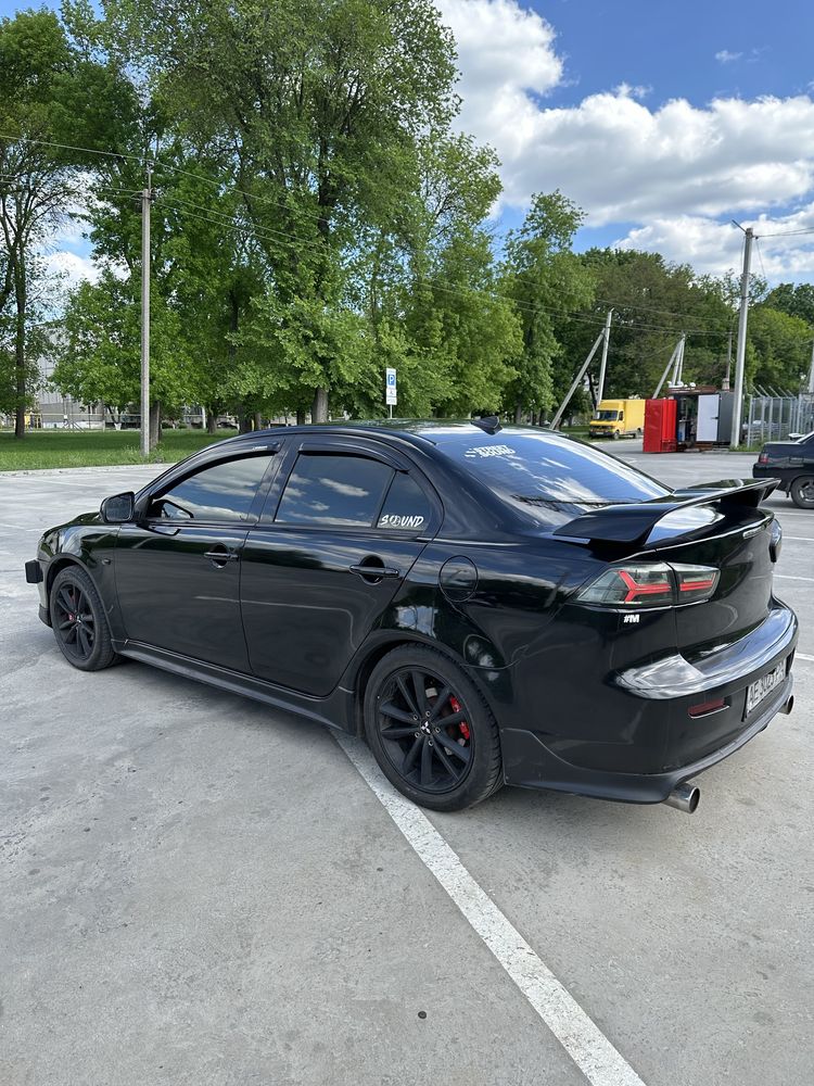 Mitsubishi Lancer 10