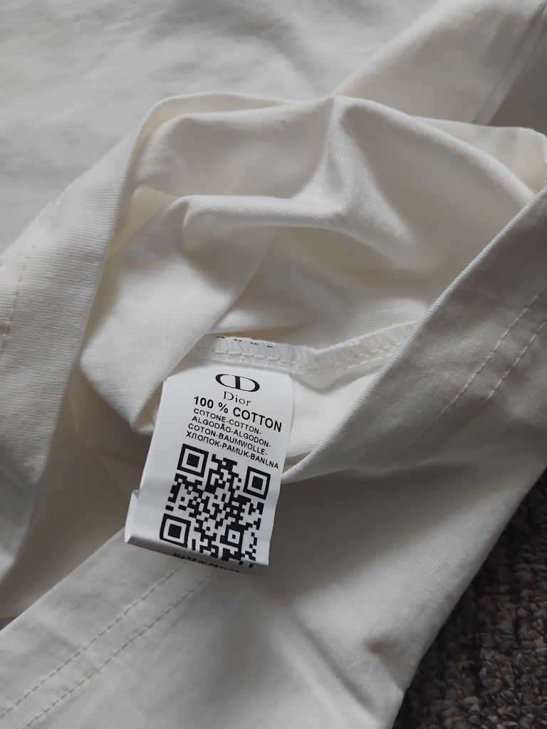 Śliczna koszulka Christian Dior L