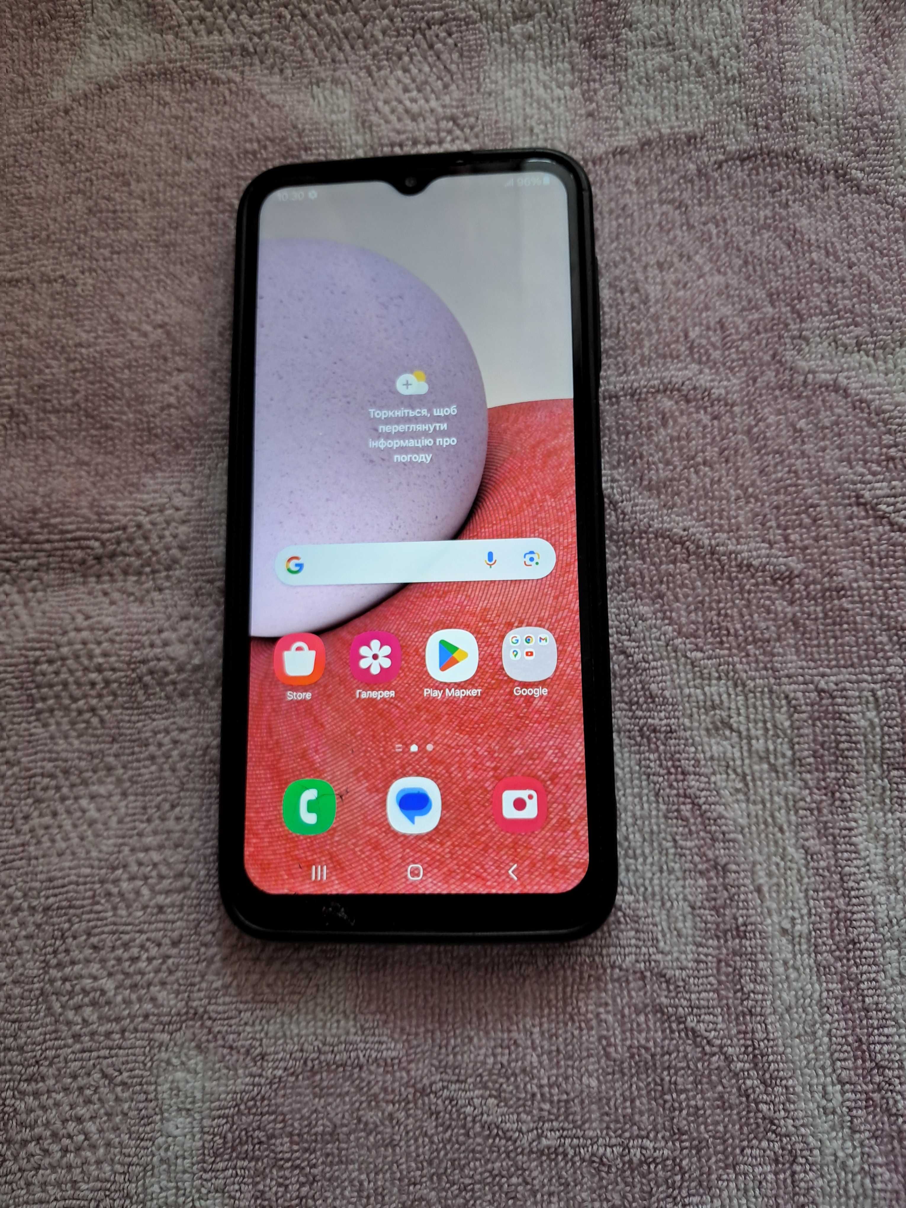 Samsung А13. 4/64 .2сим трохи битий.
