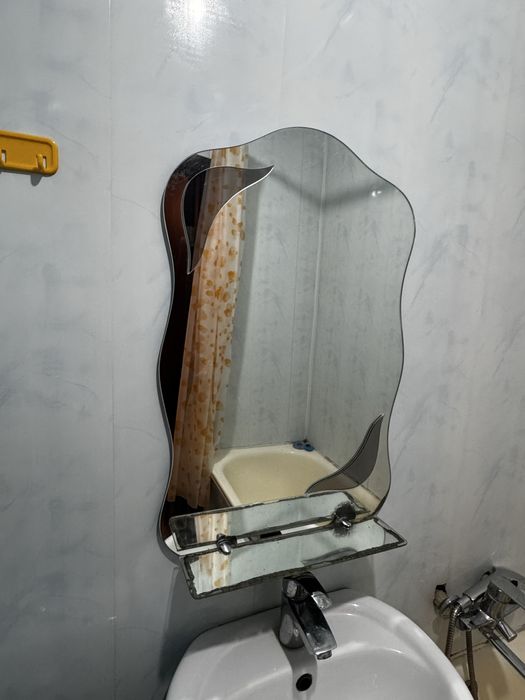 Дзеркало в ванну