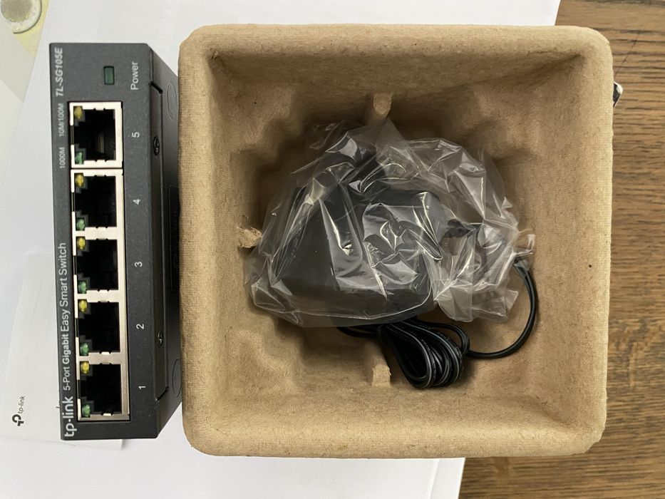 Switch tp link TL-SG105E