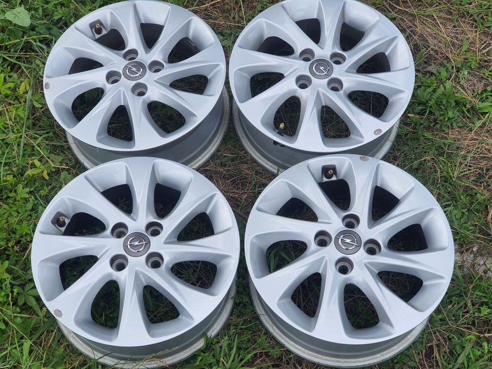 Alufelgi 15 Opel Karl 4x100 ET50 TPMS Czujniki ciśnienia