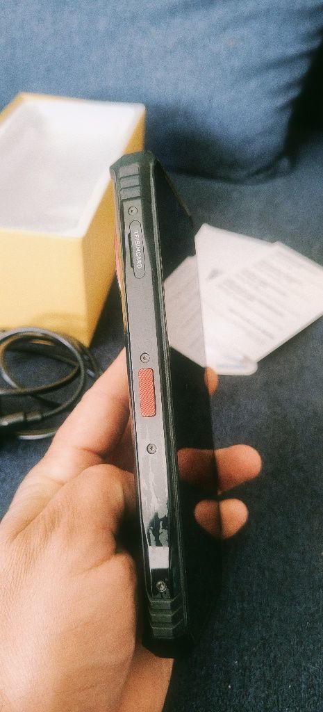 Wytrzymały telefon Smartfon Doogee v30pro