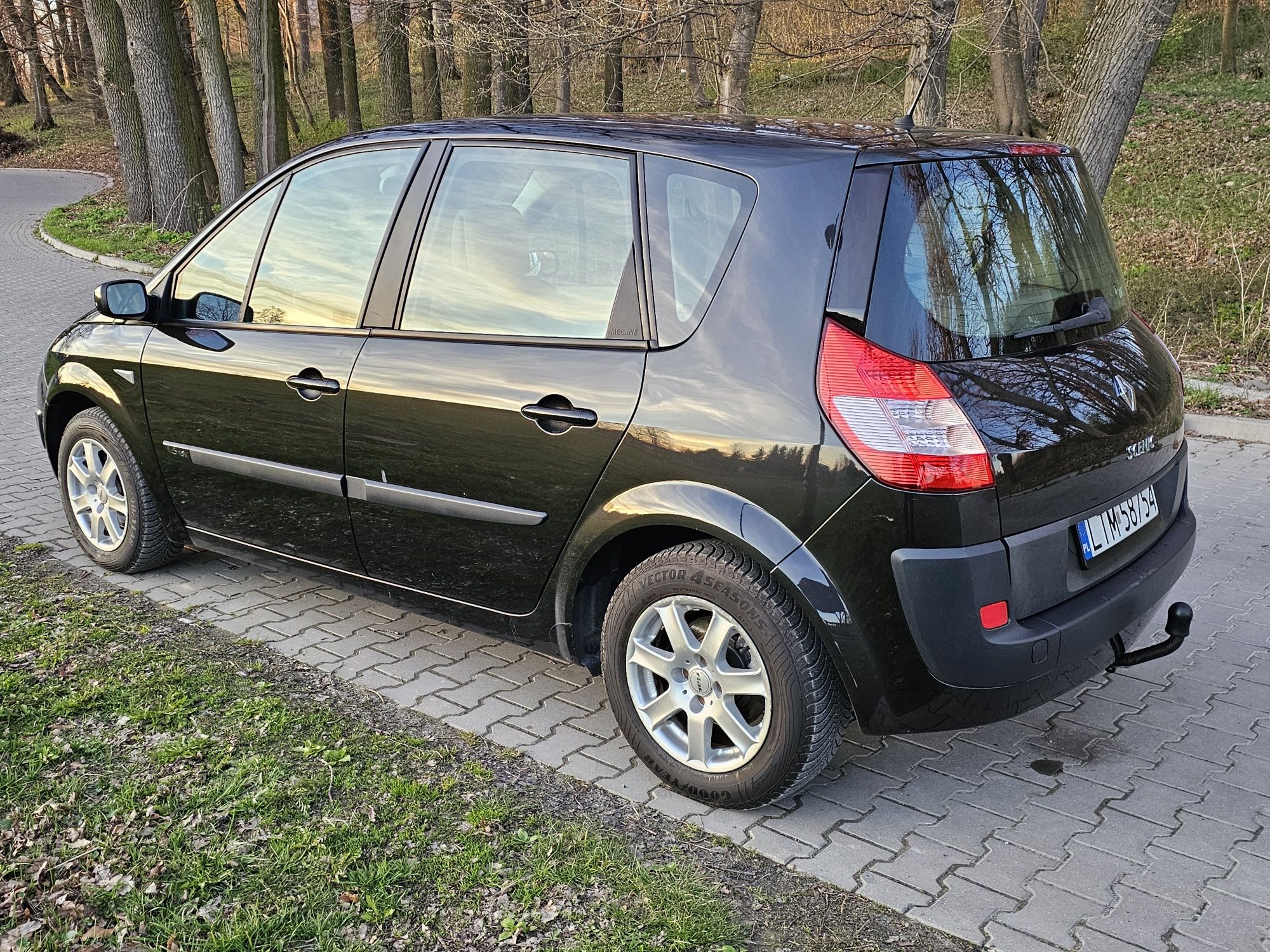 Renault Scenic 1.6 benzyna 2004r