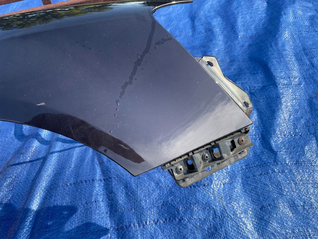 Vw Passat B6 Błotnik Prawy Przód Przedni Kolor Lb4v