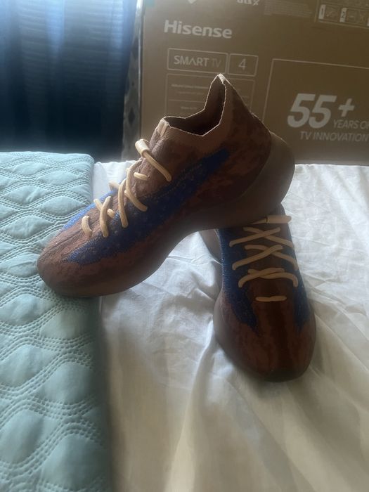 Adidas YEEZY Boost azure( 41/3)