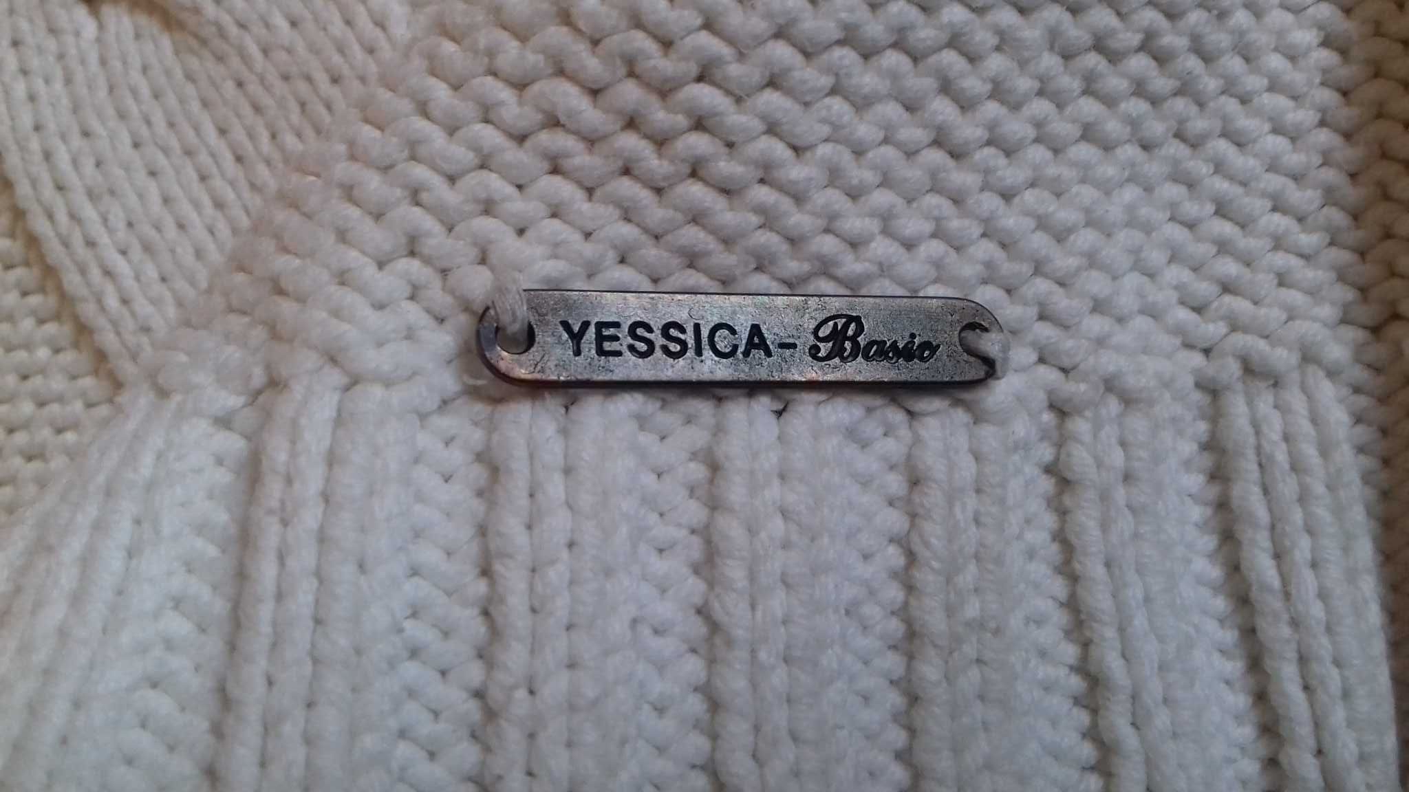 sweter Yessica XL