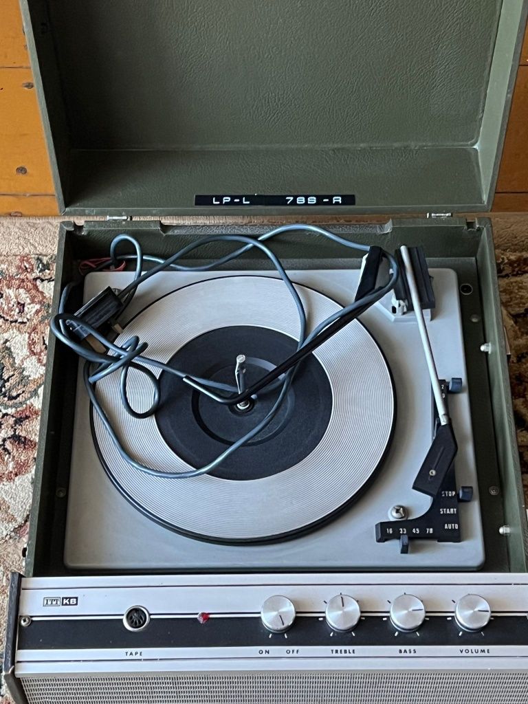 Adapter gramofon ITT model KP 1000 retro sprawny stary retro vintage u