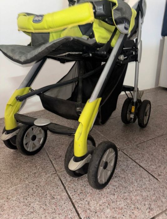 Trio Chicco com alcofa, carrinho, ovo