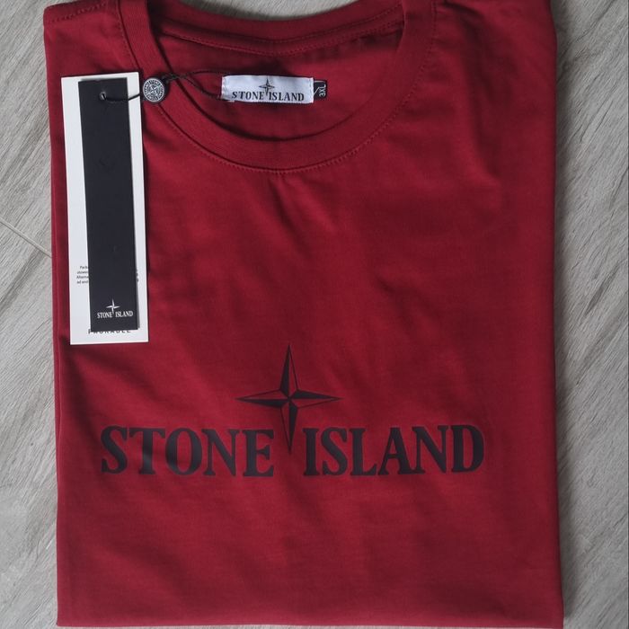 Стильна та комфортна чоловіча червона футболка Stone Island (3XL)