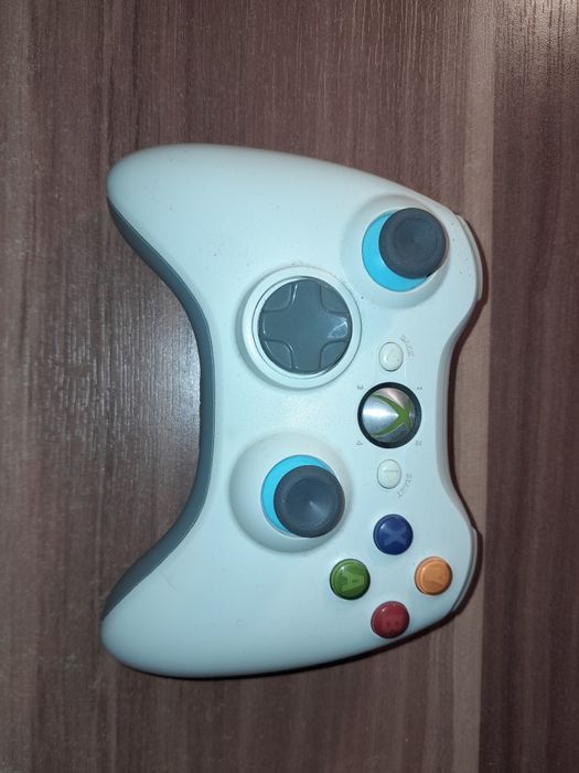 Xbox 360 pad biały