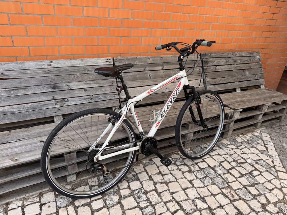 Bicicleta de cidade Eleven 29”