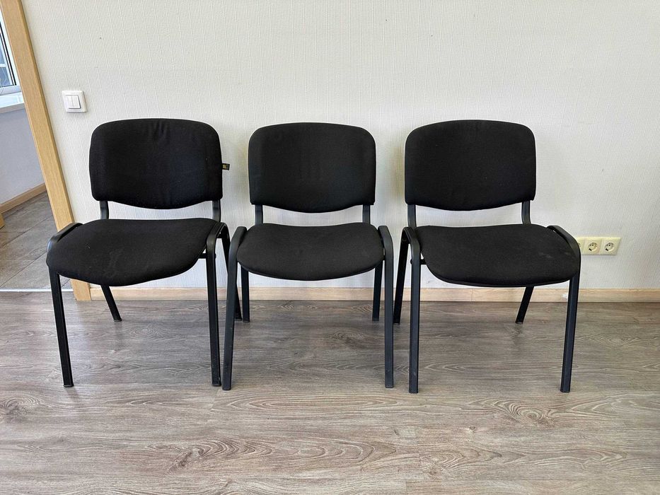 Стілець офісний A1 Ізо 12шт. В гарному стані, м. Шулявська