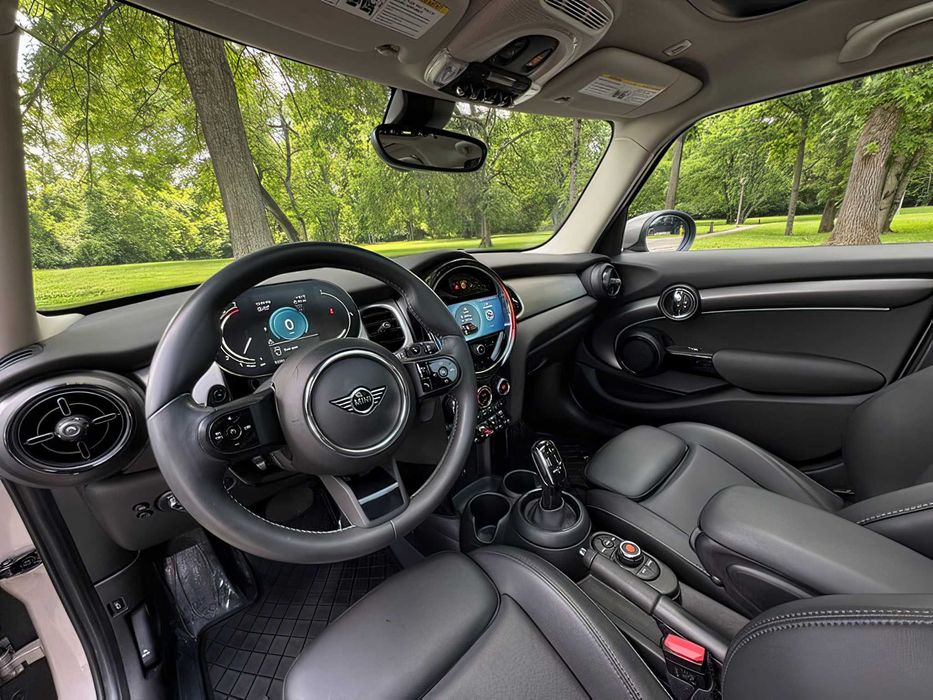 MINI Cooper S      2022