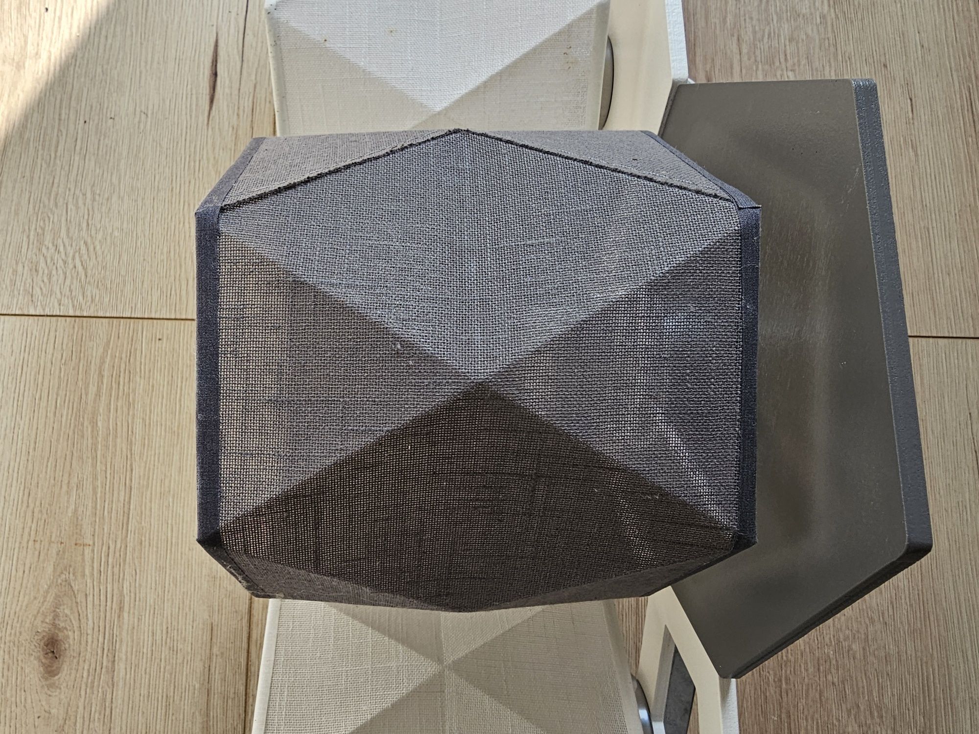 Nowoczesna lampa sufitowa, żyrandol,  z geometrycznymi kloszami – 4-pu