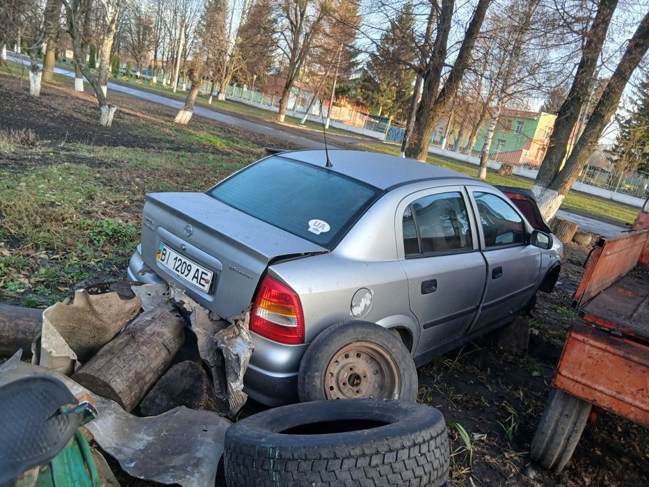 Опель Астра класік частини кузова