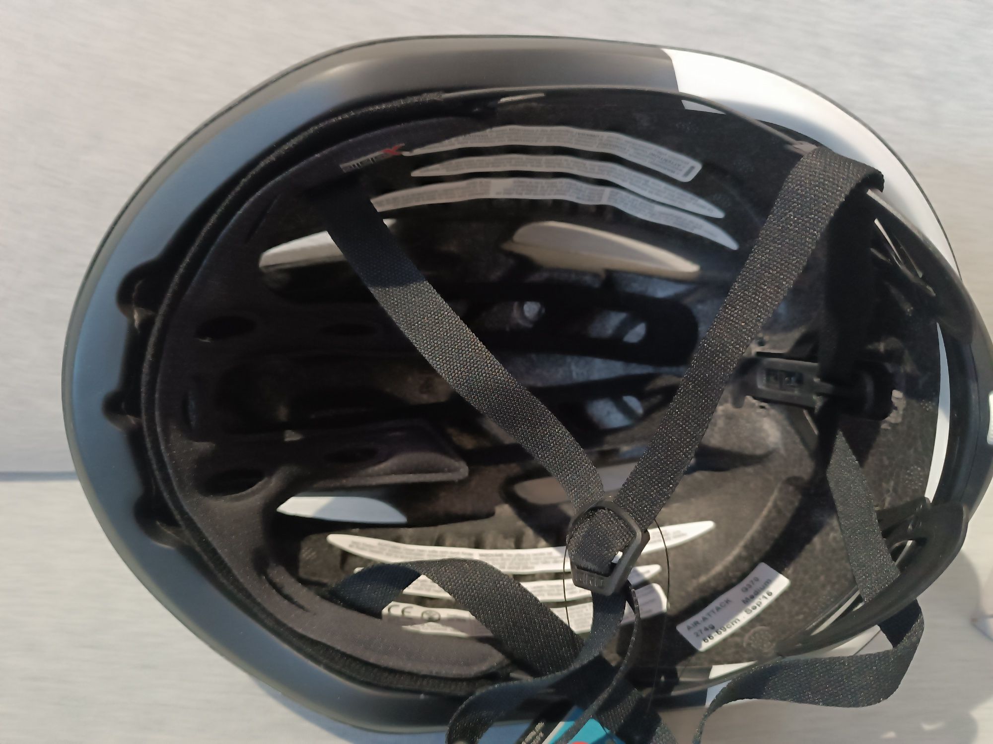 Giro Air Attack kask szosowy rozm. M