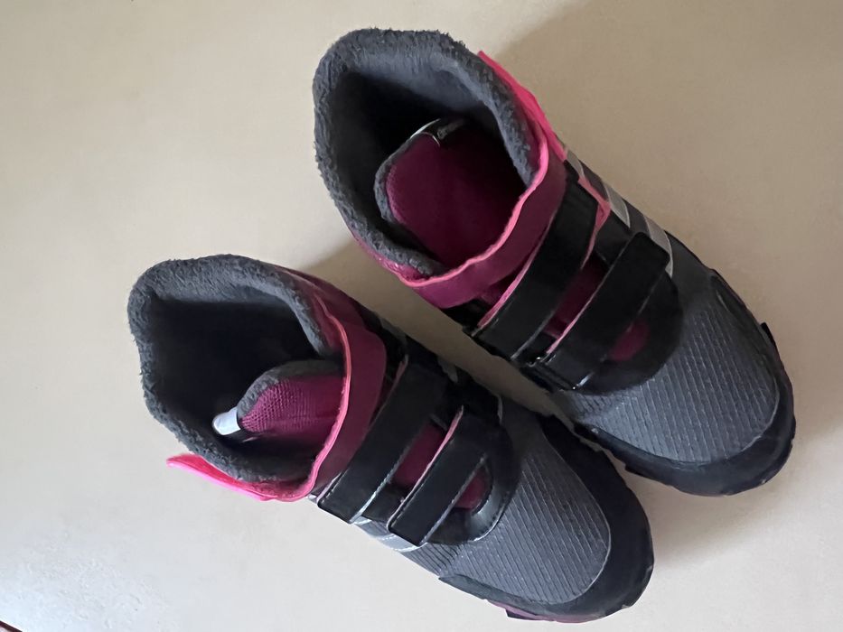 Кросівки Adidas оригінал водовідштовхуючі утеплені, waterproof, зимові