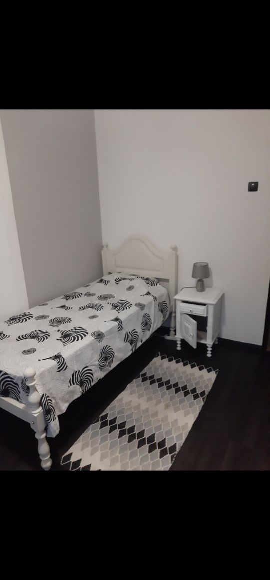 Quarto Almada - Laranjeiro