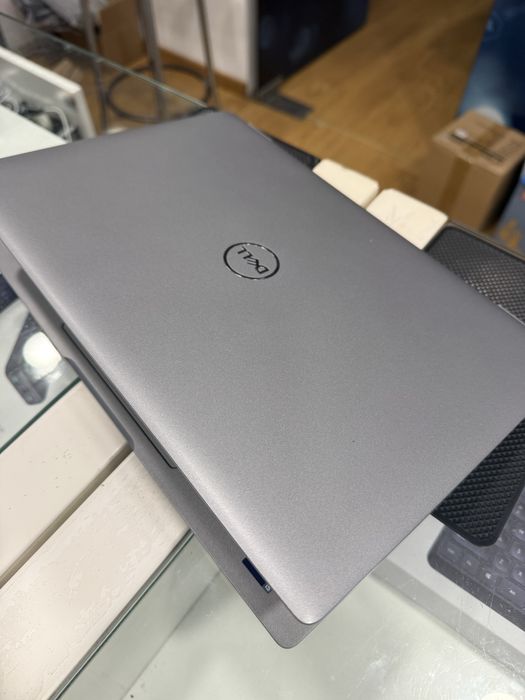 Portátil Dell latitude 5340