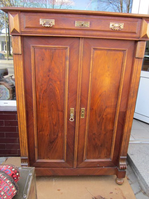 bieliźniarka antyk [cena z wysyłką]