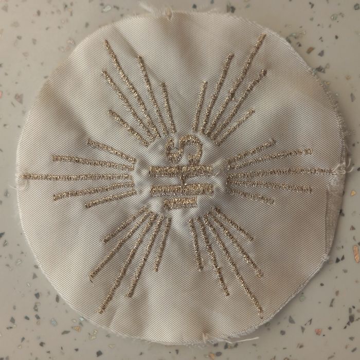 Delikatny wianek komunia i hostia do sukienki komunijnej z roku 1984