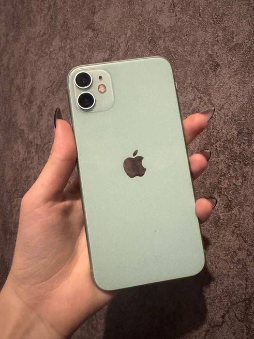 Продам iPhone 11 64гб