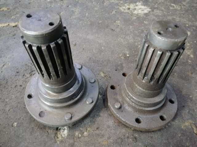 Wał-Piasta koła tył, Ursus c325,stan Dobry,Sprawne