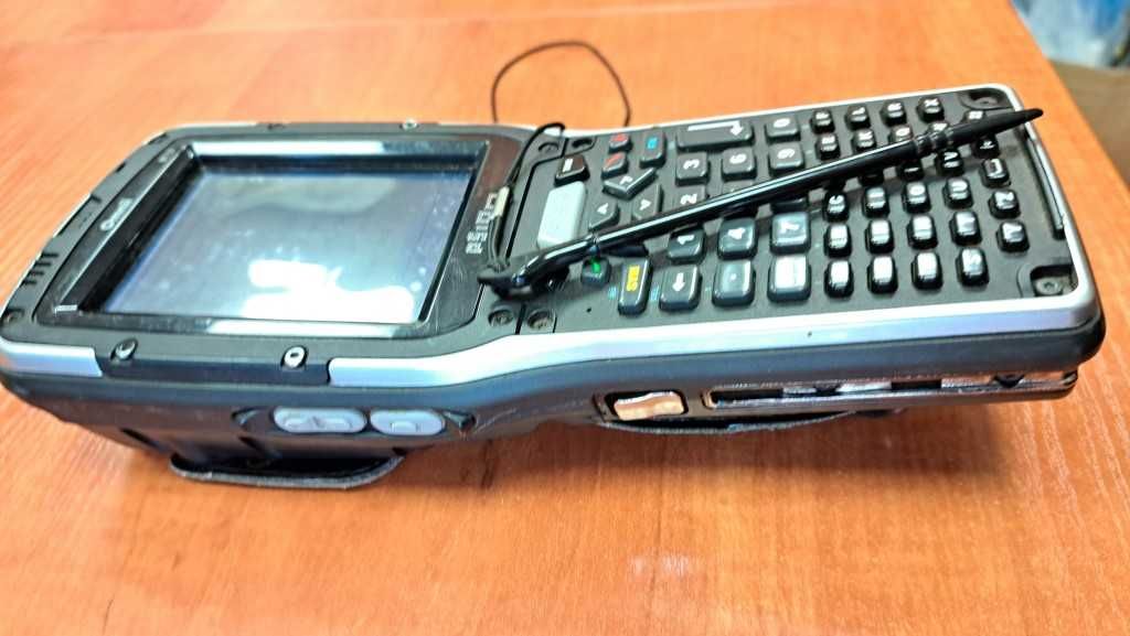 PSION OMNII RT15, WIN Pro 6.5 z adapterem i ładowarką
