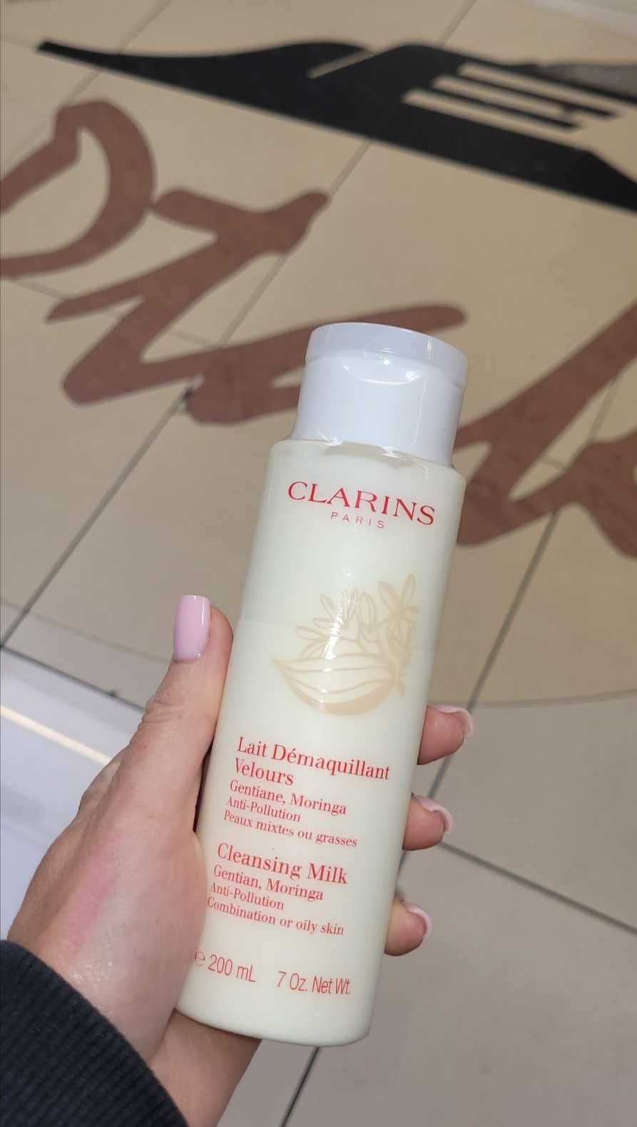 Mleczko 
Clarins Velvet Cleansing Milk