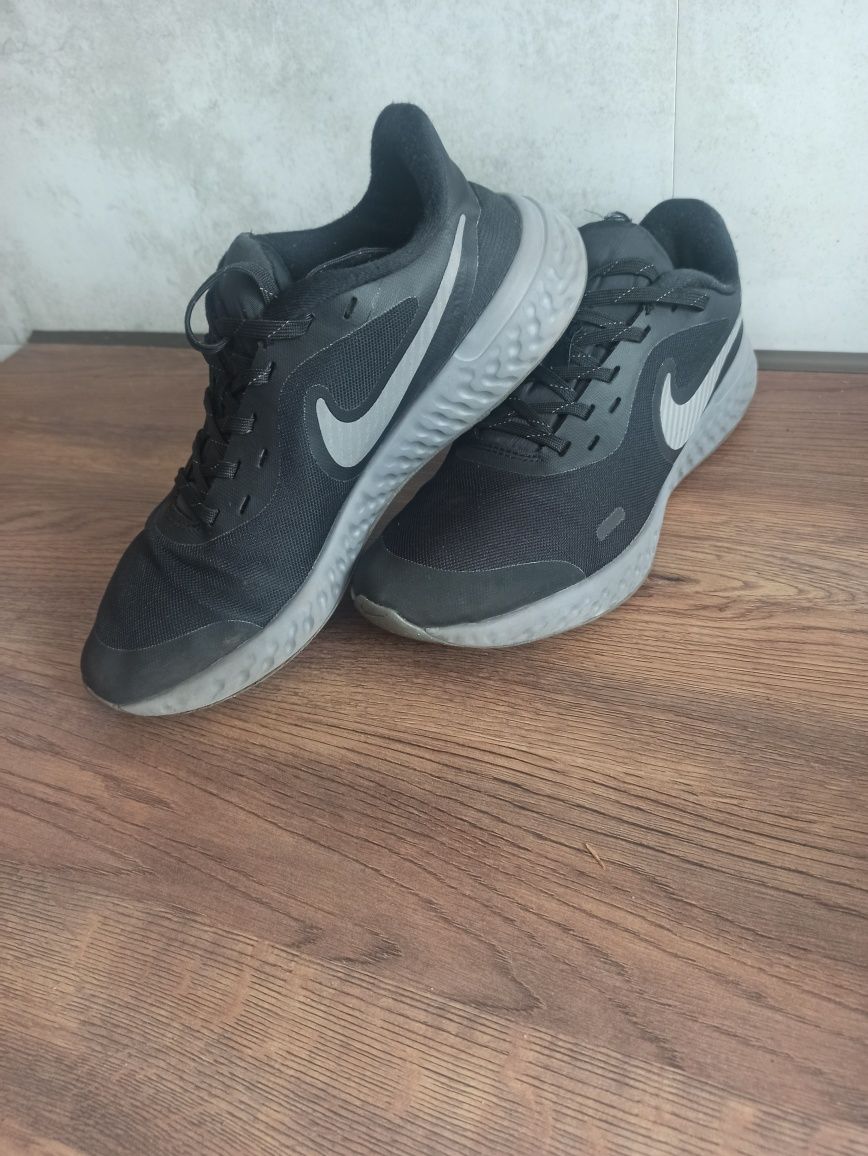 Buty Nike czarne 38,5