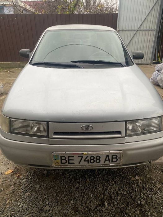 Продам машину Лада 2112