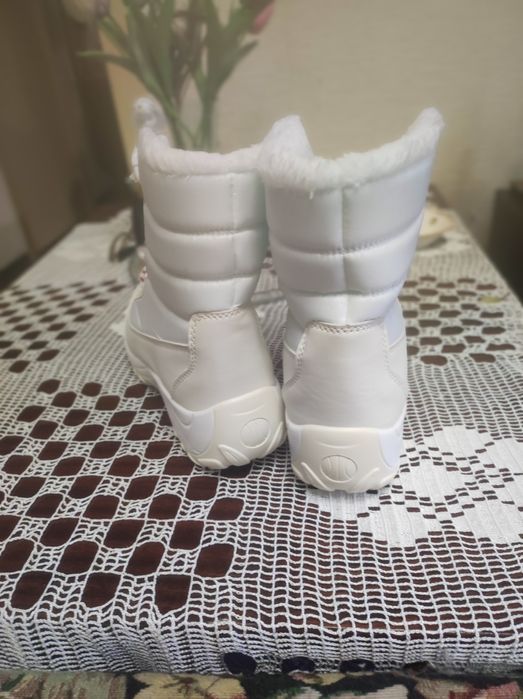 Ботинки женские зимние размер 39