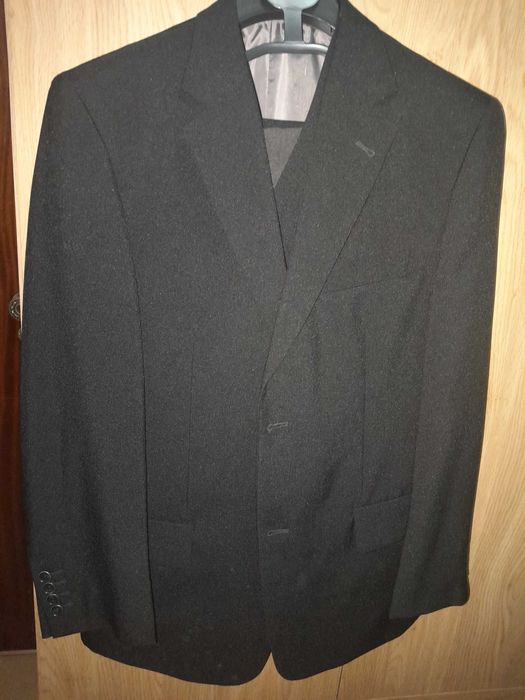 Fato Homem novo para cerimónia