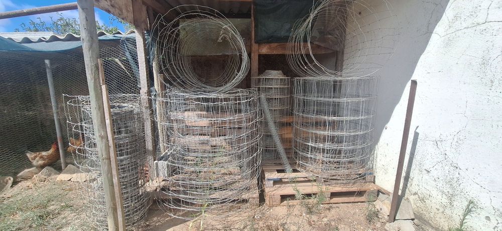 Vendo Rede ovelheira( cerca de 100 metros)