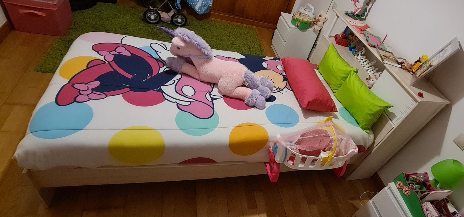 Cama solteiro com colchão