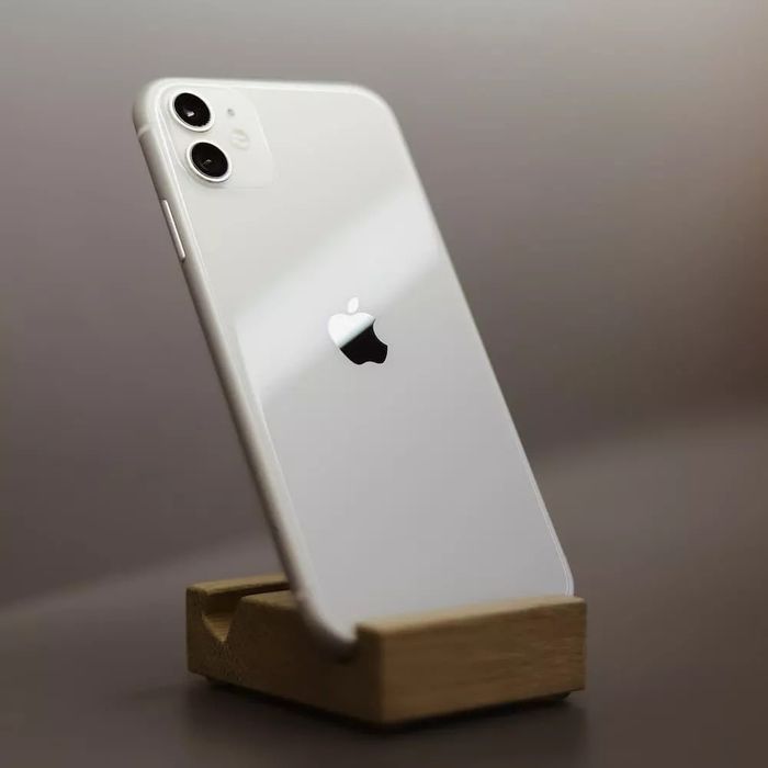 iPhone 11 128 Гб Офіційна версія для України. В ідеаліьному стані.