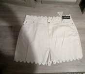Новые шорты BOOHOO