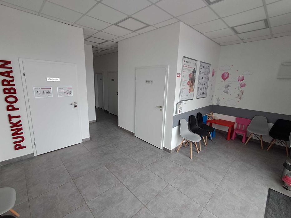 Gabinet medyczny dostępny popołudniami / ul. Oławska 195 - Jelcz