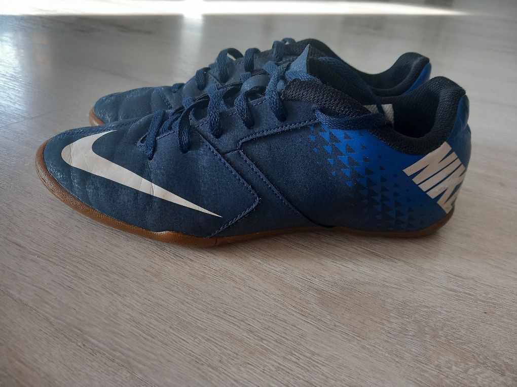 Halówki nike rozmiar 37.5