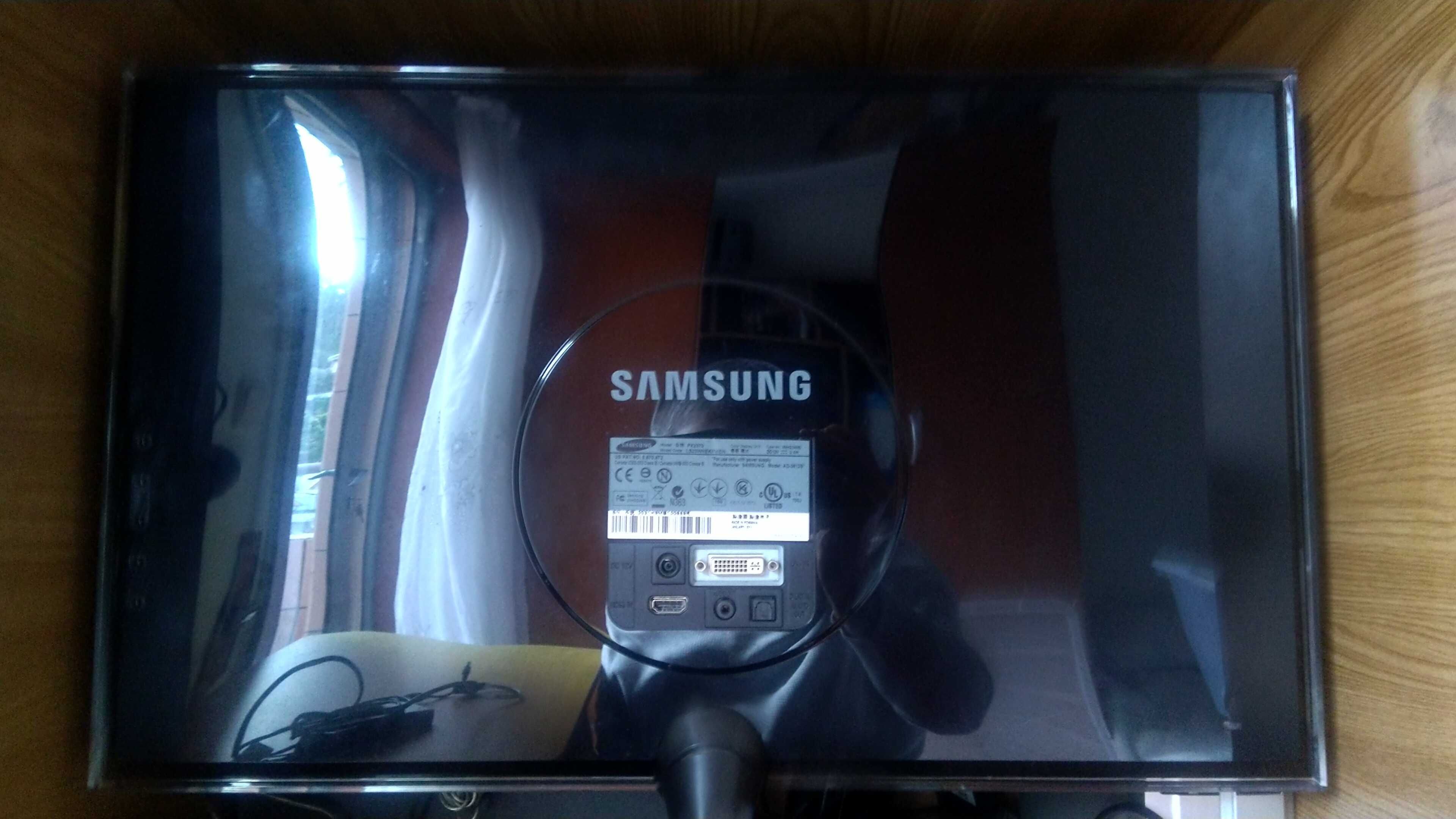 Monitor LCD Samsung SyncMaster PX2370 23'