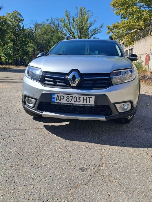 Продам авто Renault Sandero Stepway